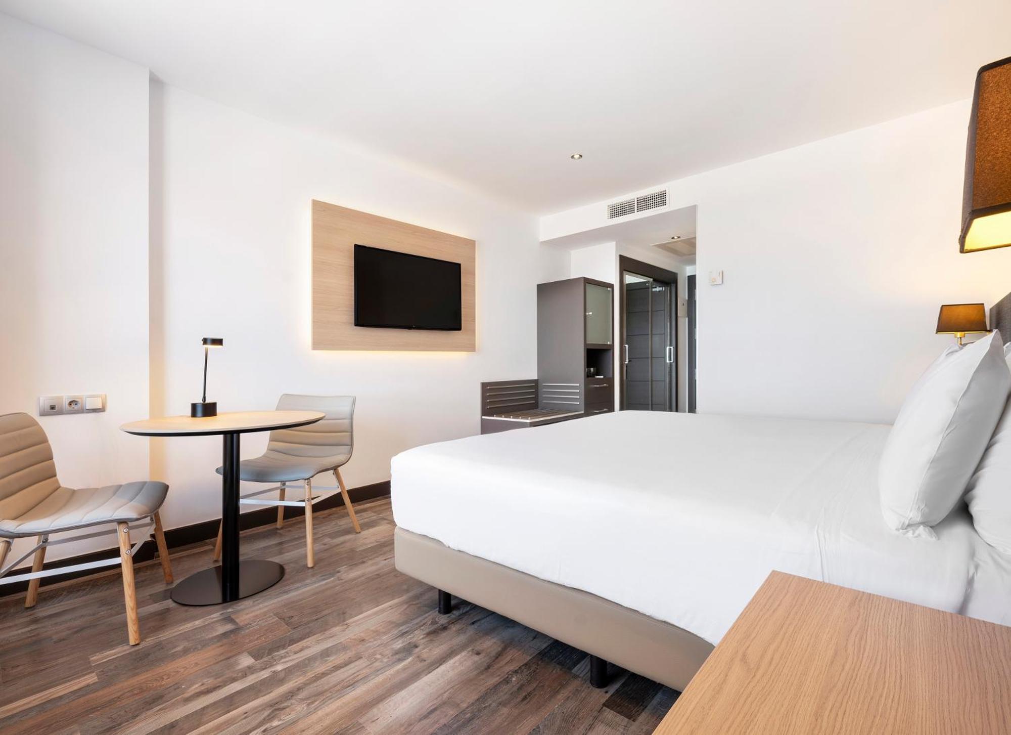 Hotel Cadiz Paseo Del Mar, Affiliated By Melia Ngoại thất bức ảnh