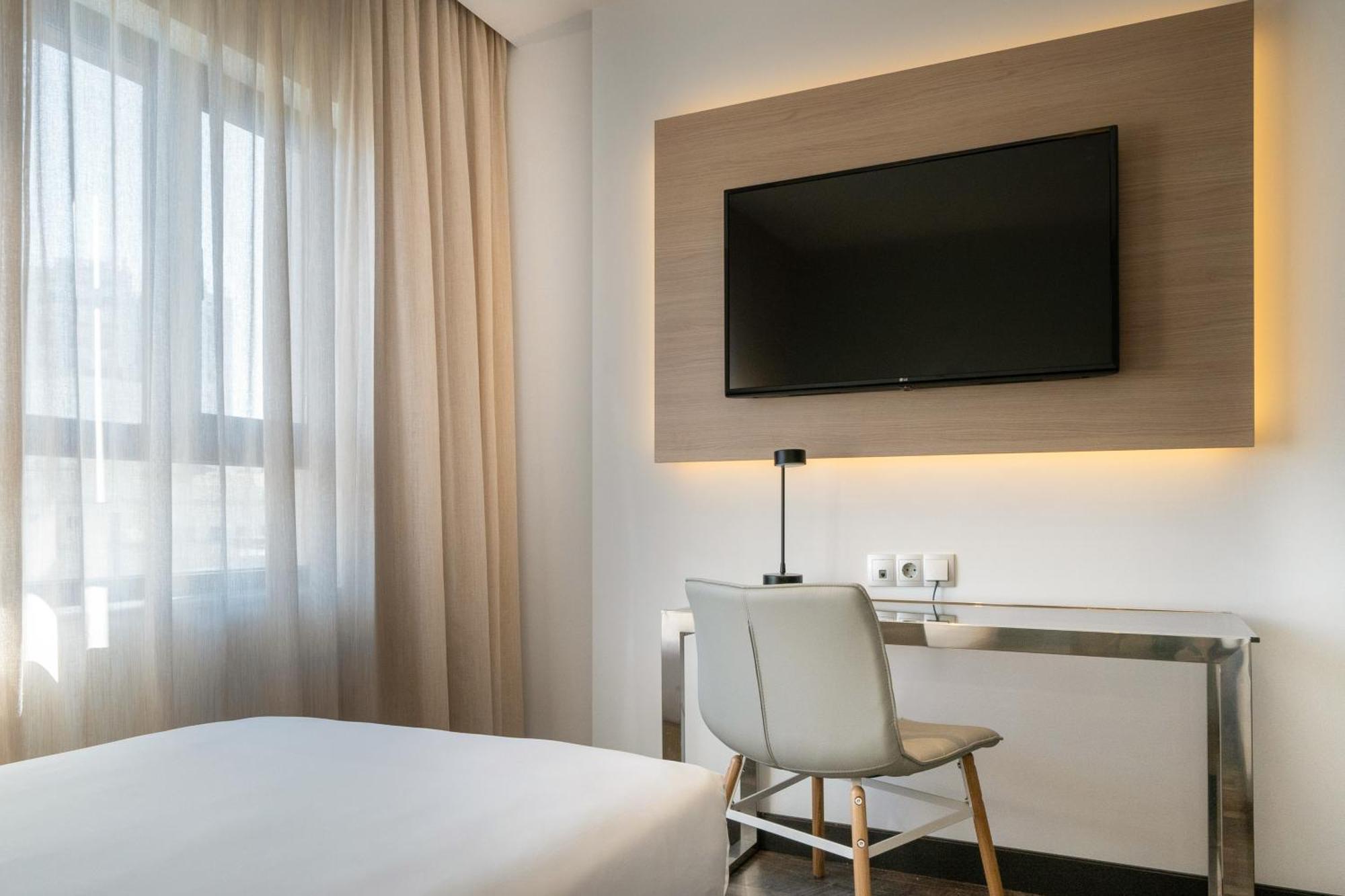 Hotel Cadiz Paseo Del Mar, Affiliated By Melia Ngoại thất bức ảnh