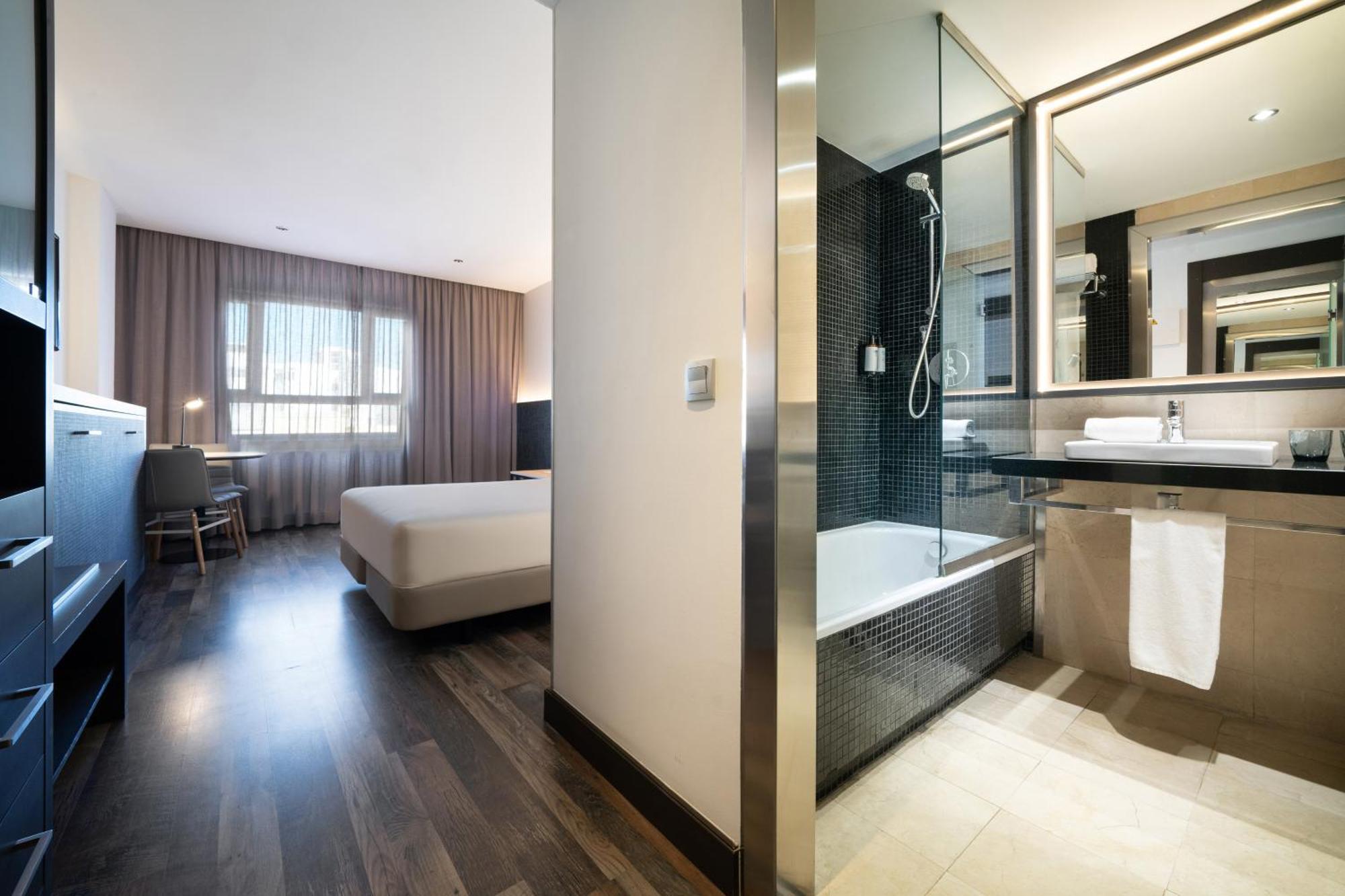 Hotel Cadiz Paseo Del Mar, Affiliated By Melia Ngoại thất bức ảnh