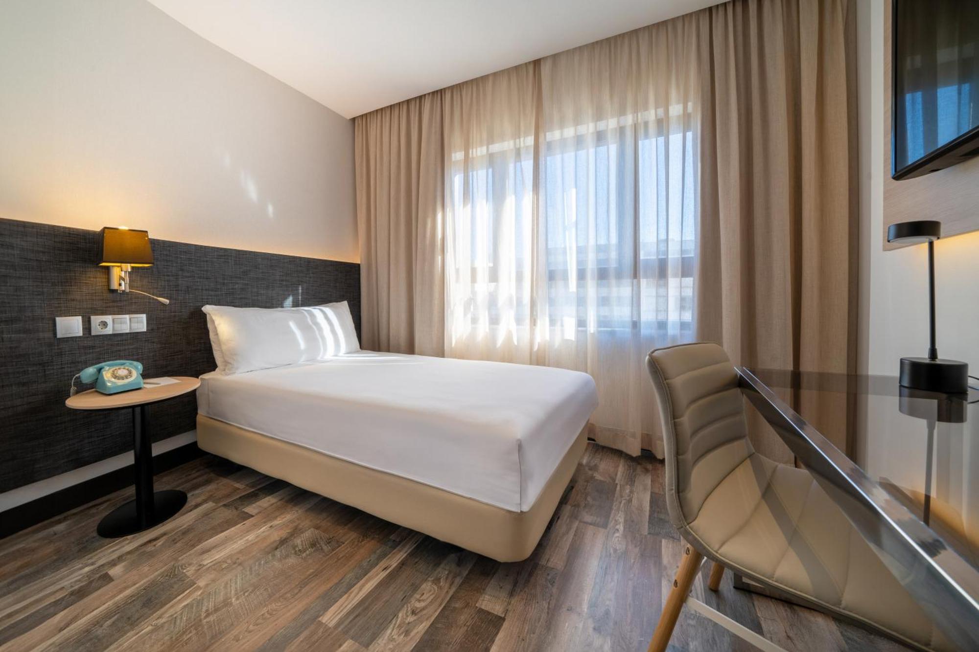 Hotel Cadiz Paseo Del Mar, Affiliated By Melia Ngoại thất bức ảnh